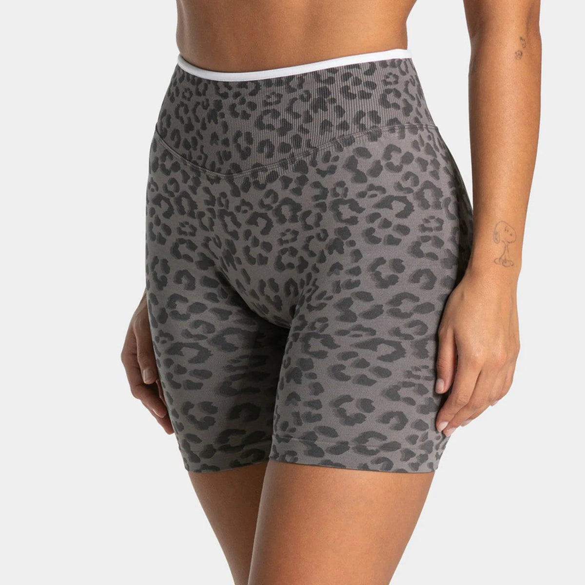 Leopard Seamless Shorts